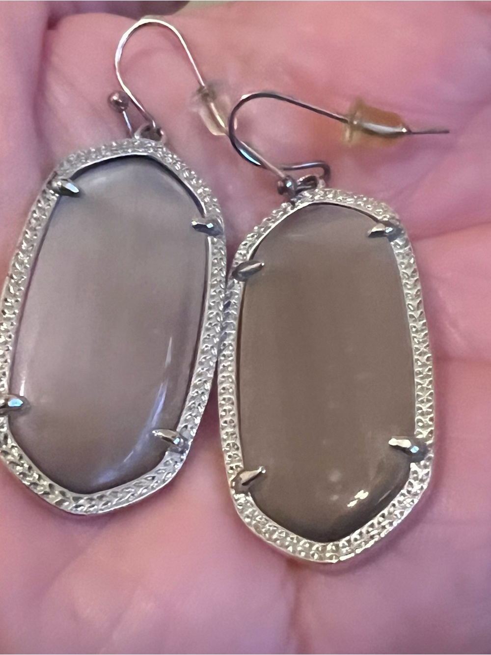 Kendra Scott Silver-Tone Taupe Glass Elle Drop Earrings